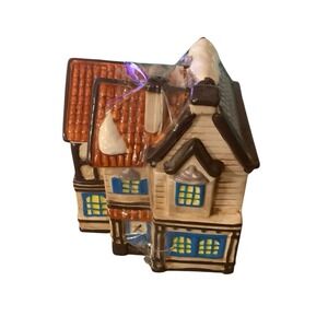 Vintage Ceramic Winter Cottage Cookie Jar Excellent Condition